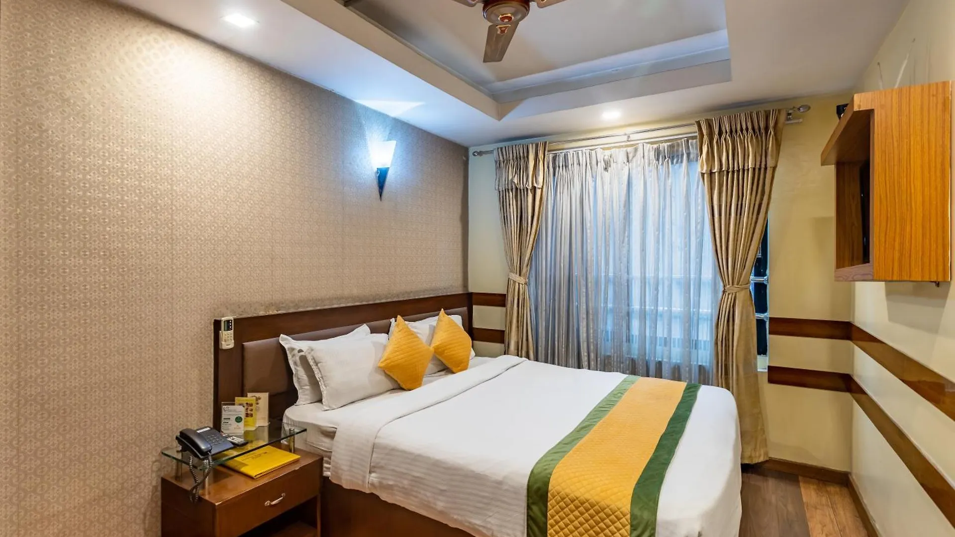 Yellow Pagoda Hotel Katmandu 4*,