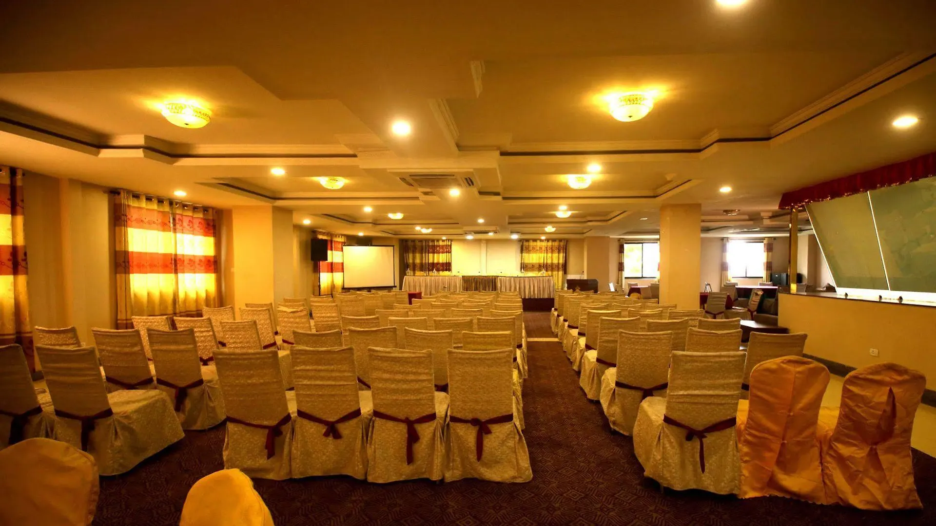 Yellow Pagoda Hotel Katmandu Nepal